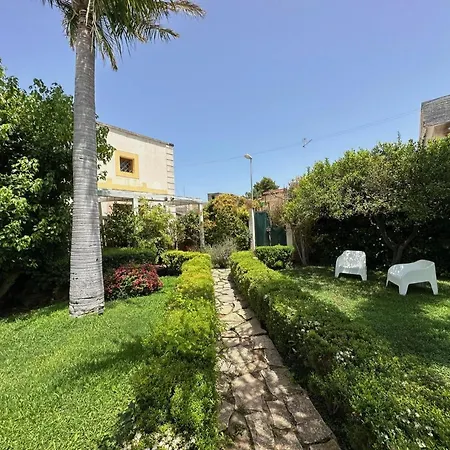 Διαμέρισμα Saline - Luxury Garden Mondello *