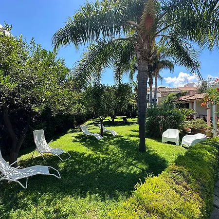 Apartment Saline - Luxury Garden Mondello
